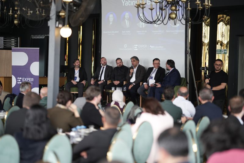 Girişimci ve yatırımcı buluşmasında panel oturumu